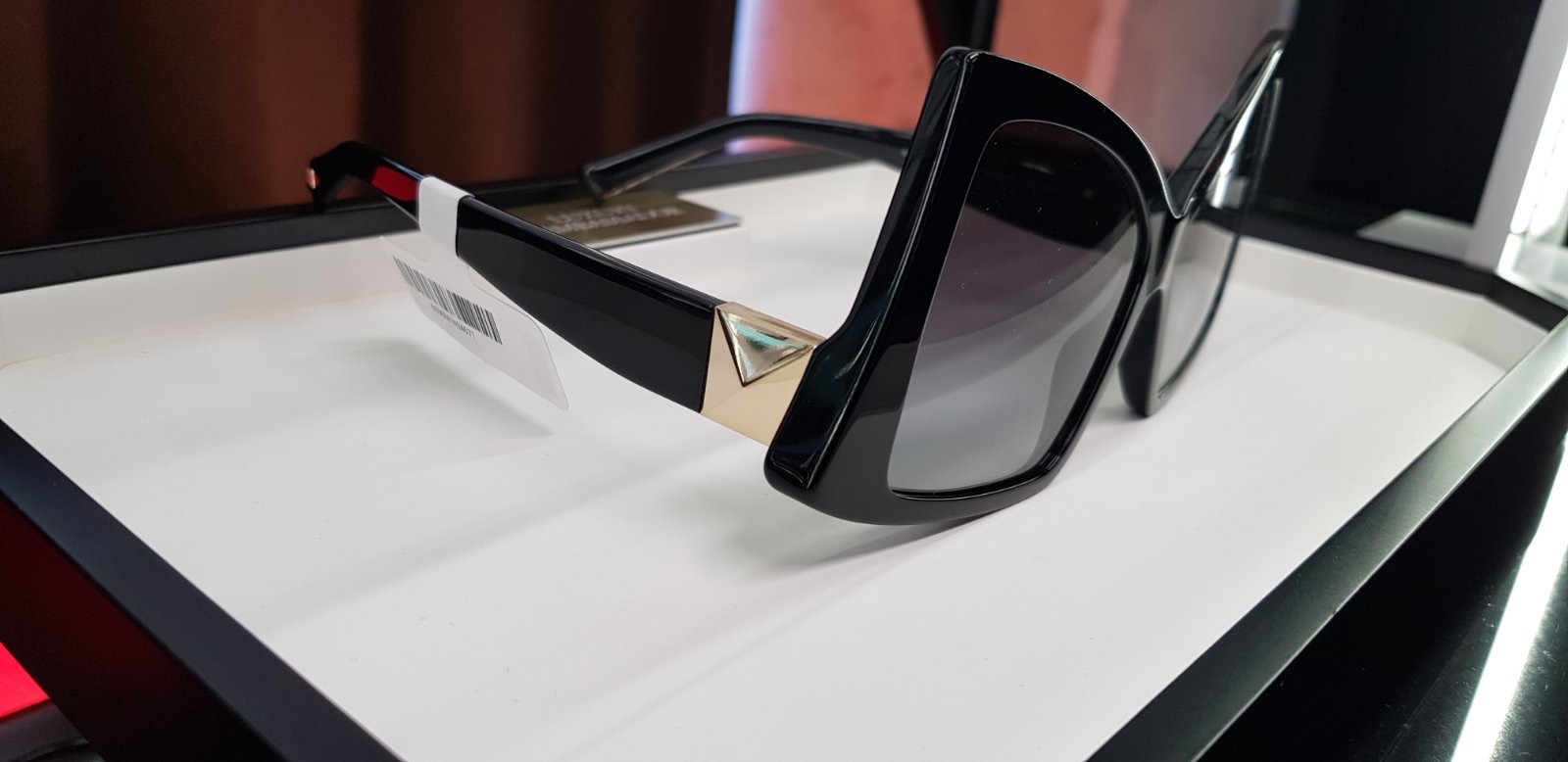 luxottica roadshow